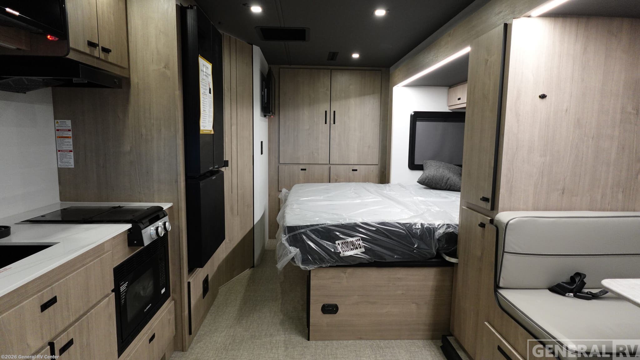 2026 Grand Design Lineage Series M 25FW - New Class C For Sale by General RV Center in Wixom, Michigan
