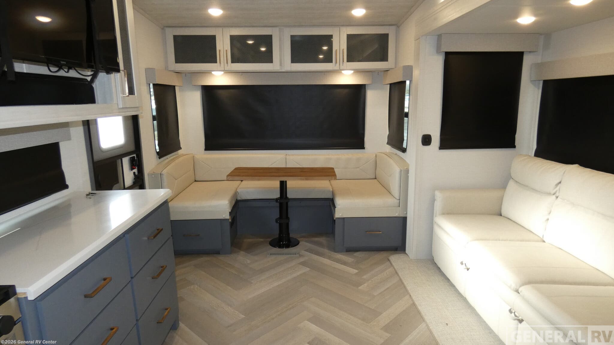 2024 Prime Time Crusader 275RDD - Used Fifth Wheel For Sale by General RV Center in Wixom, Michigan