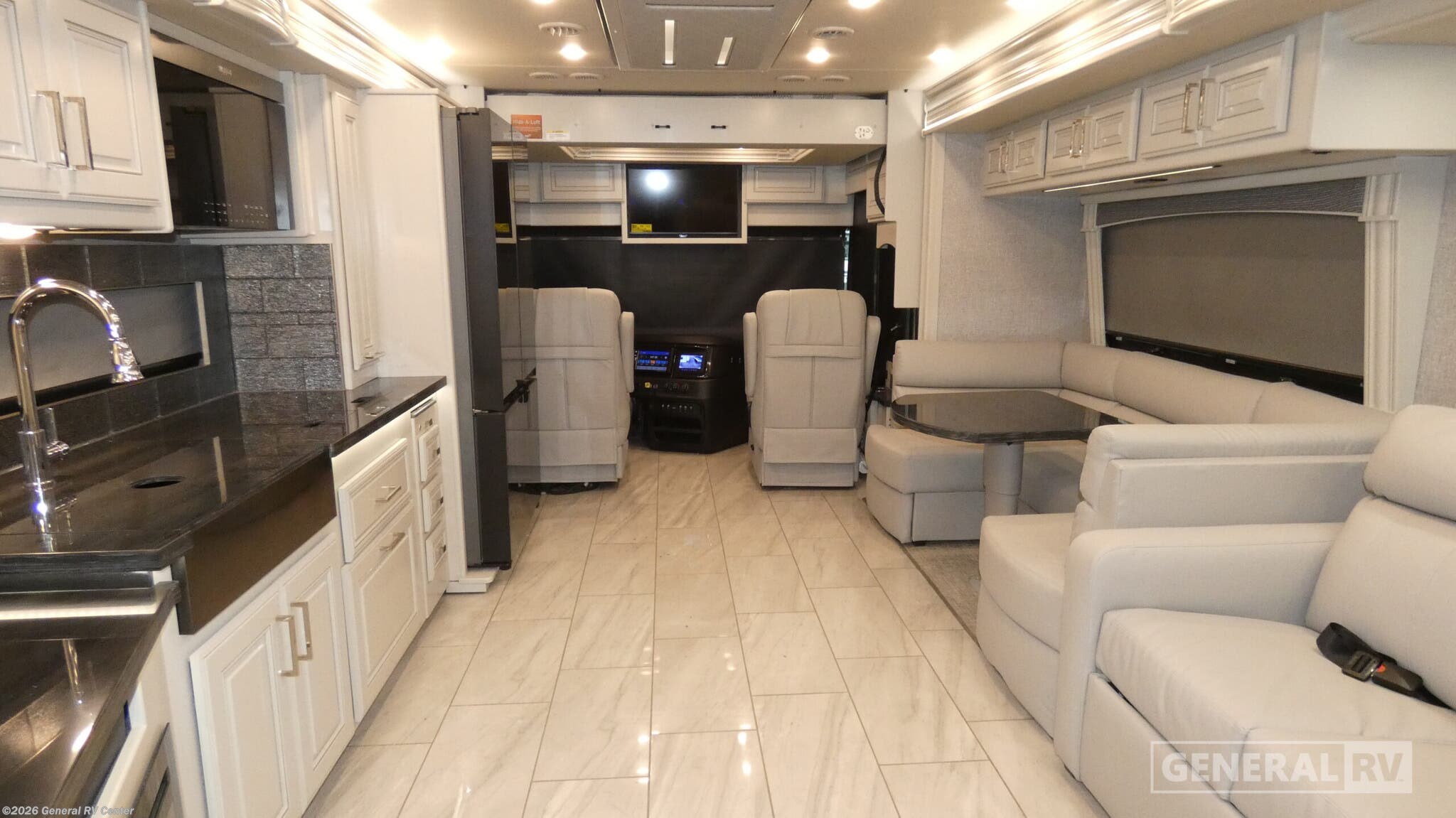 New 2026 Fleetwood Discovery LXE 40G available in Wixom, Michigan