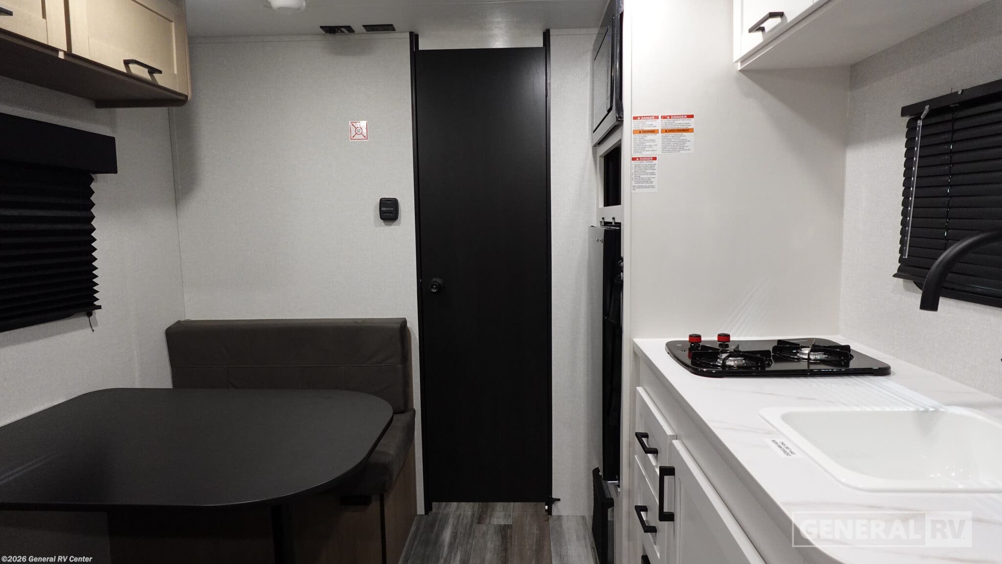 2026 Jayco FLIGHT 170FQ - New Travel Trailer For Sale by General RV Center in Wixom, Michigan