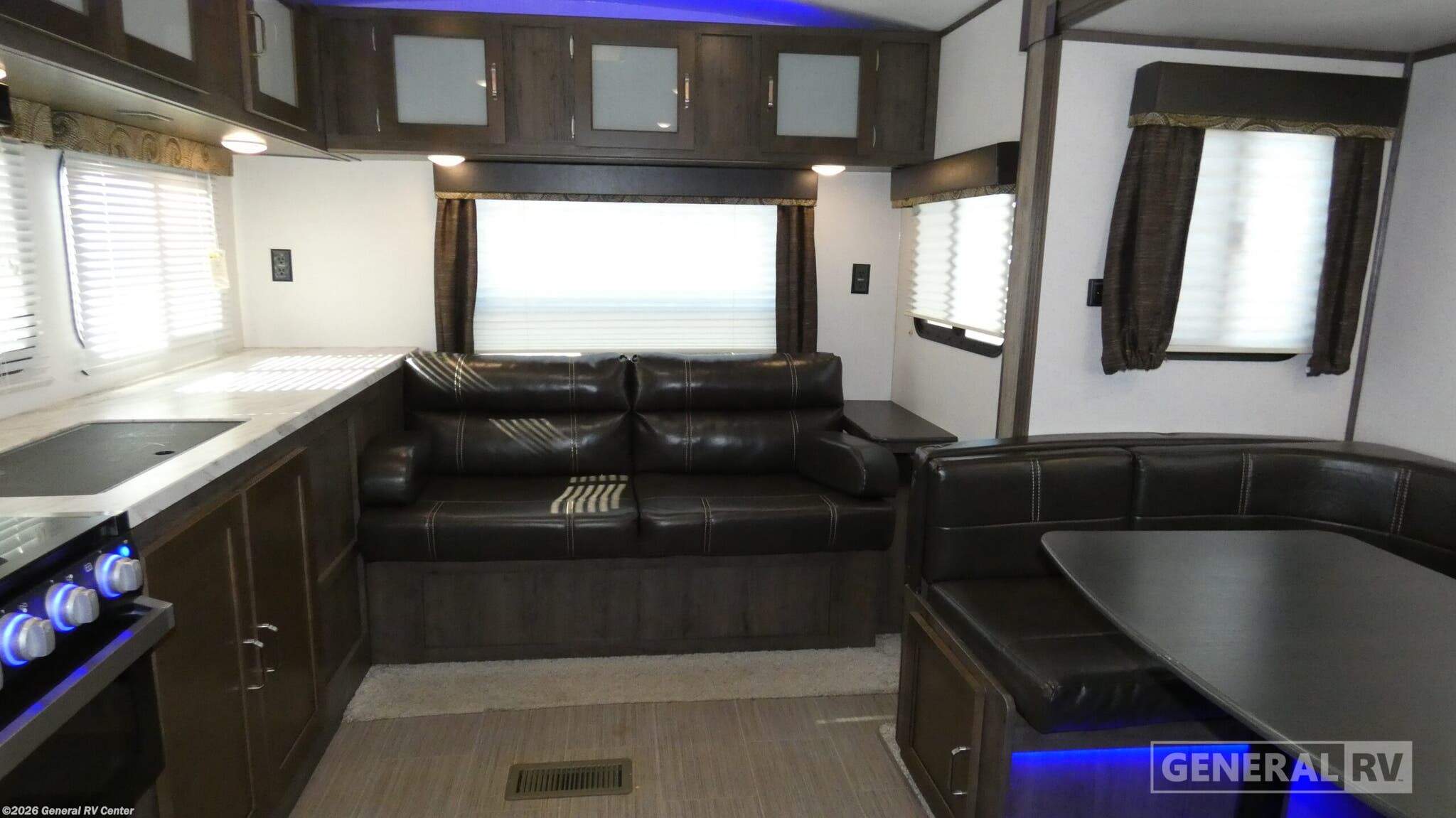 2019 Keystone Passport GT 2521RL - Used Travel Trailer For Sale by General RV Center in Wixom, Michigan