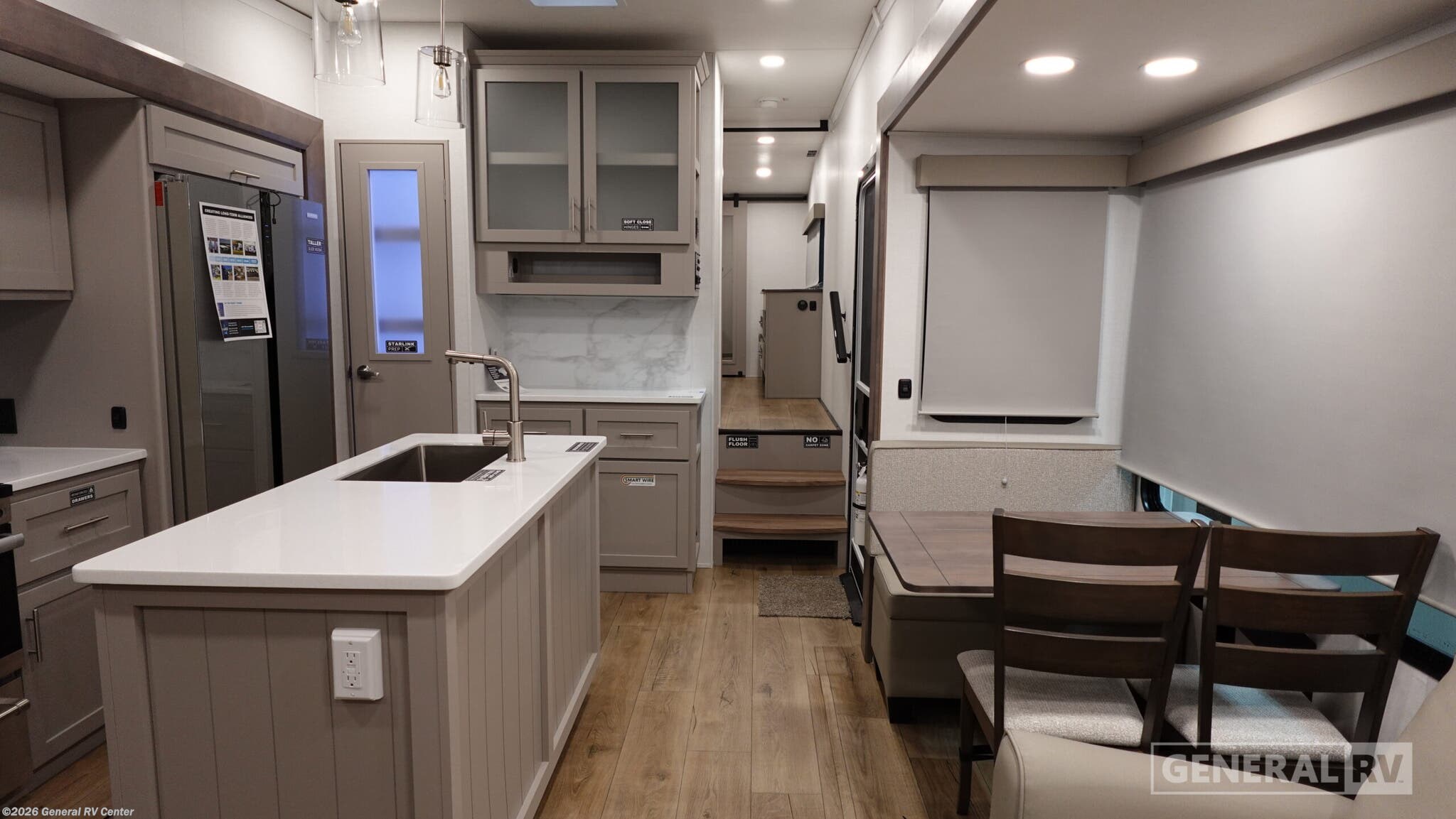 New 2026 Alliance RV Avenue 32RLS available in Wixom, Michigan