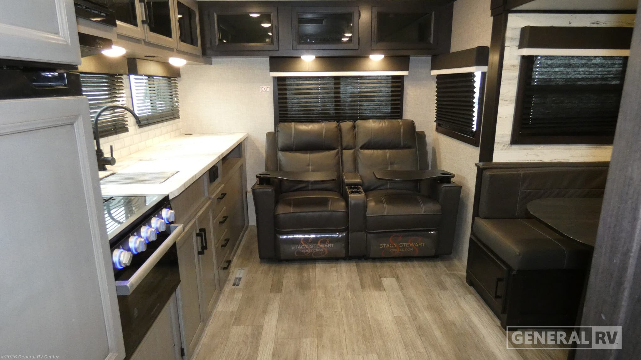 2022 Jayco Jay Feather 24RL - Used Travel Trailer For Sale by General RV Center in Wixom, Michigan