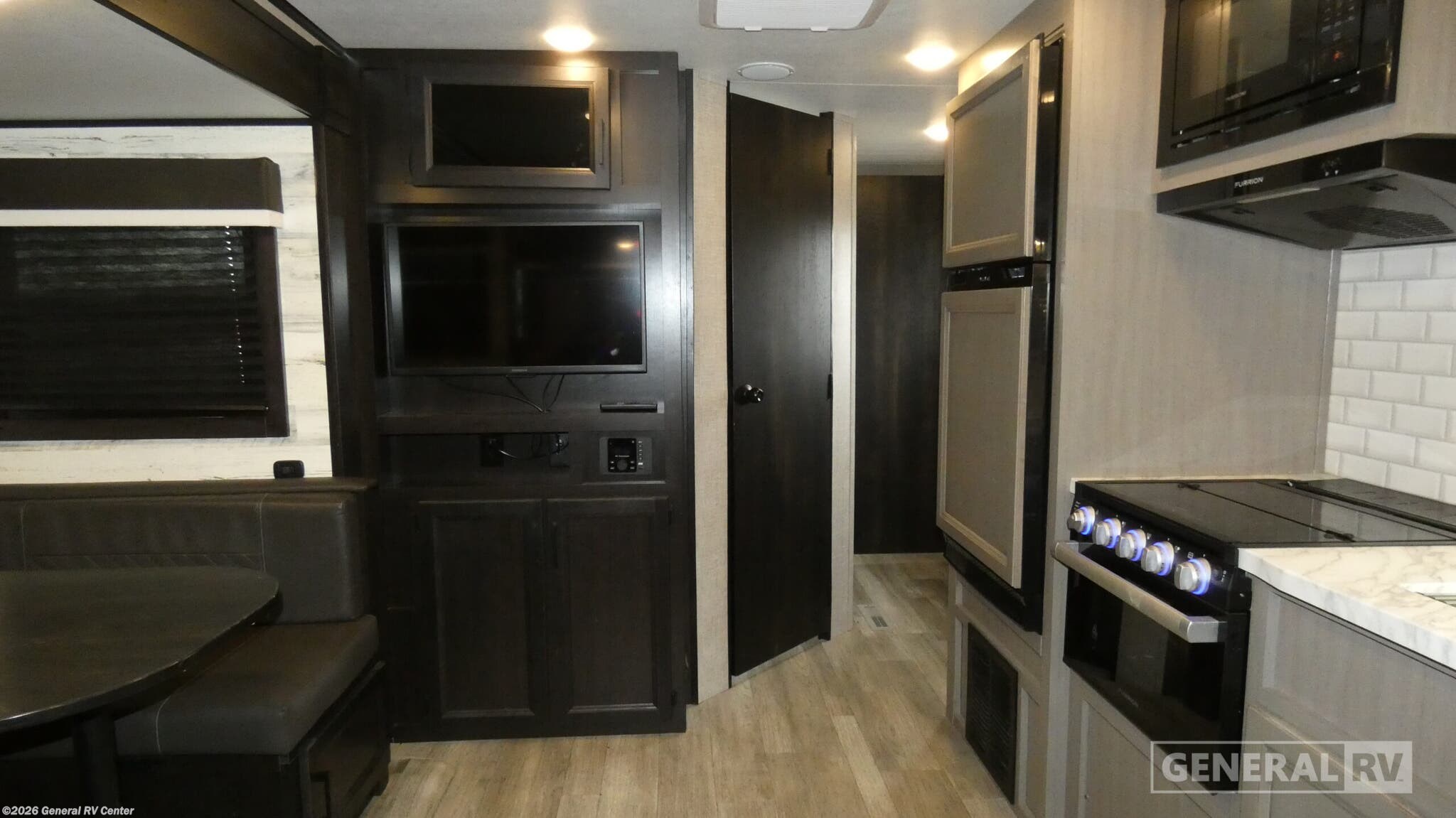 Used 2022 Jayco Jay Feather 24RL available in Wixom, Michigan