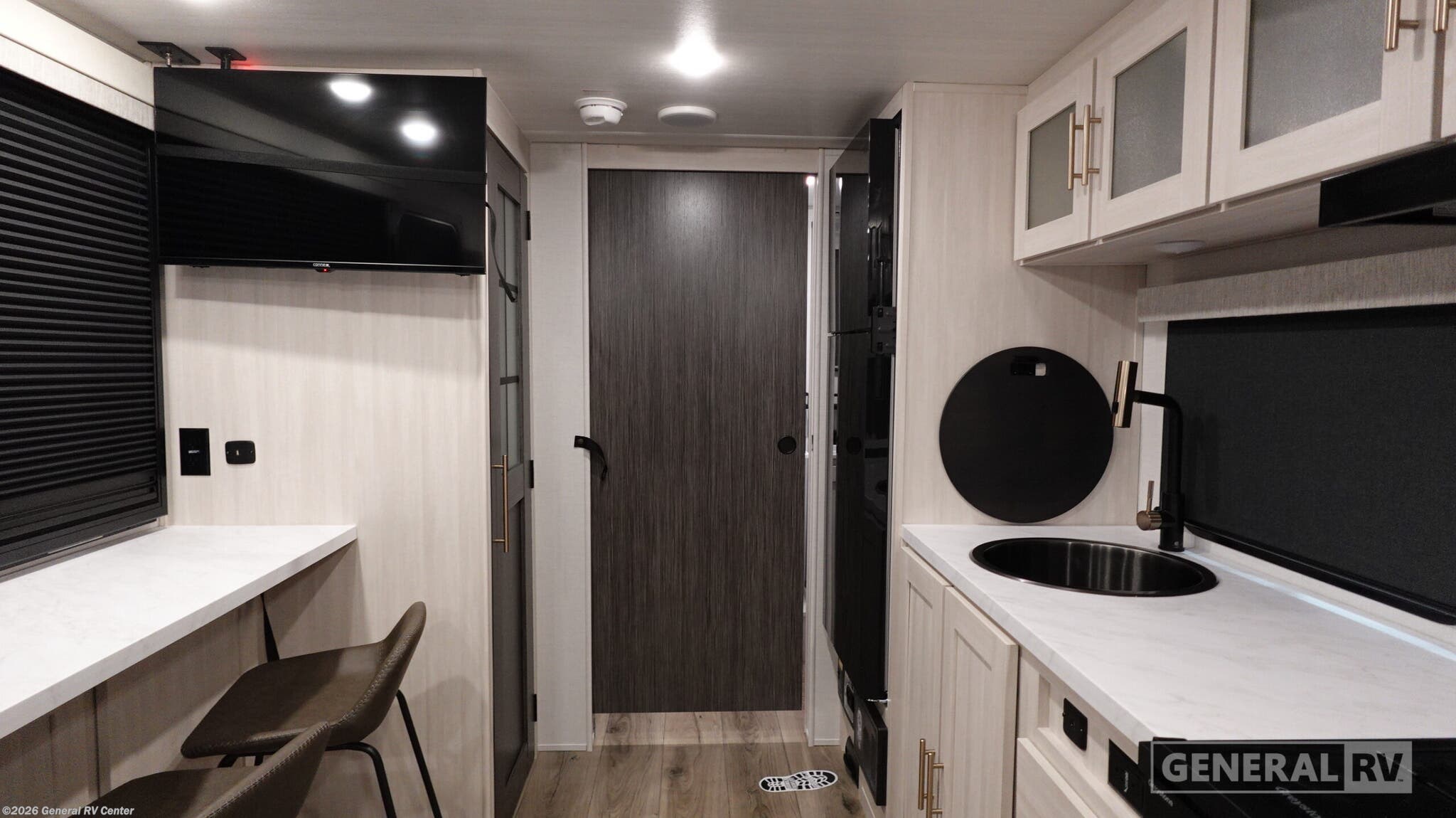 2026 Forest River R*POD RPT197 - New Travel Trailer For Sale by General RV Center in Wixom, Michigan