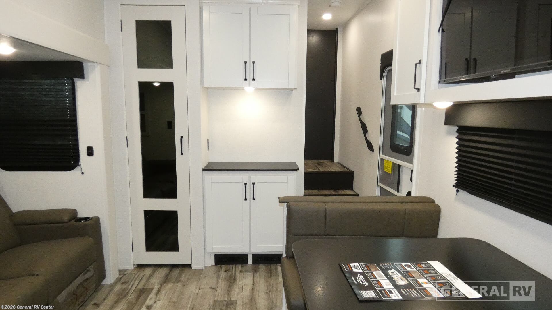 New 2026 Highland Ridge Roamer Light Duty 24MLDS available in Wixom, Michigan