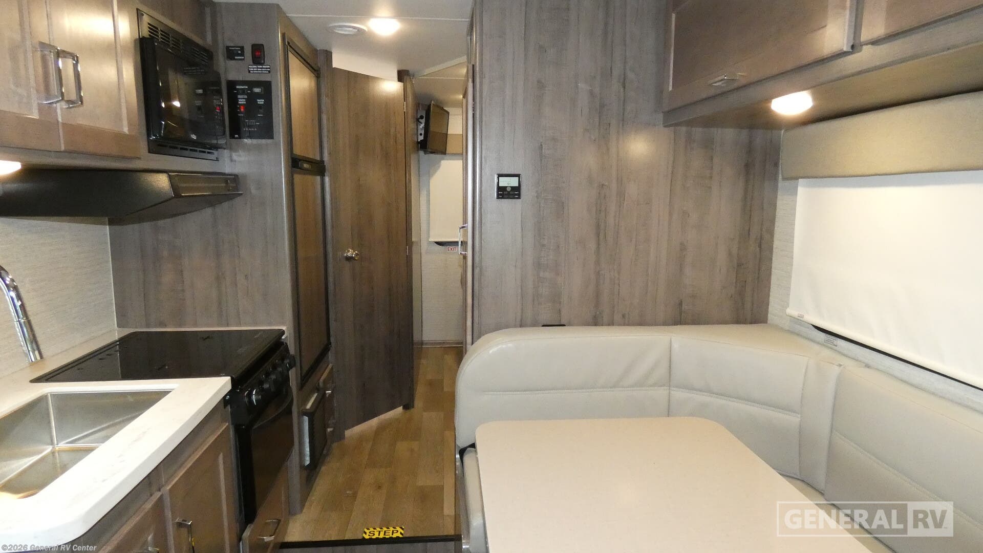 2025 Winnebago Spirit 22M - Used Class C For Sale by General RV Center in Wixom, Michigan