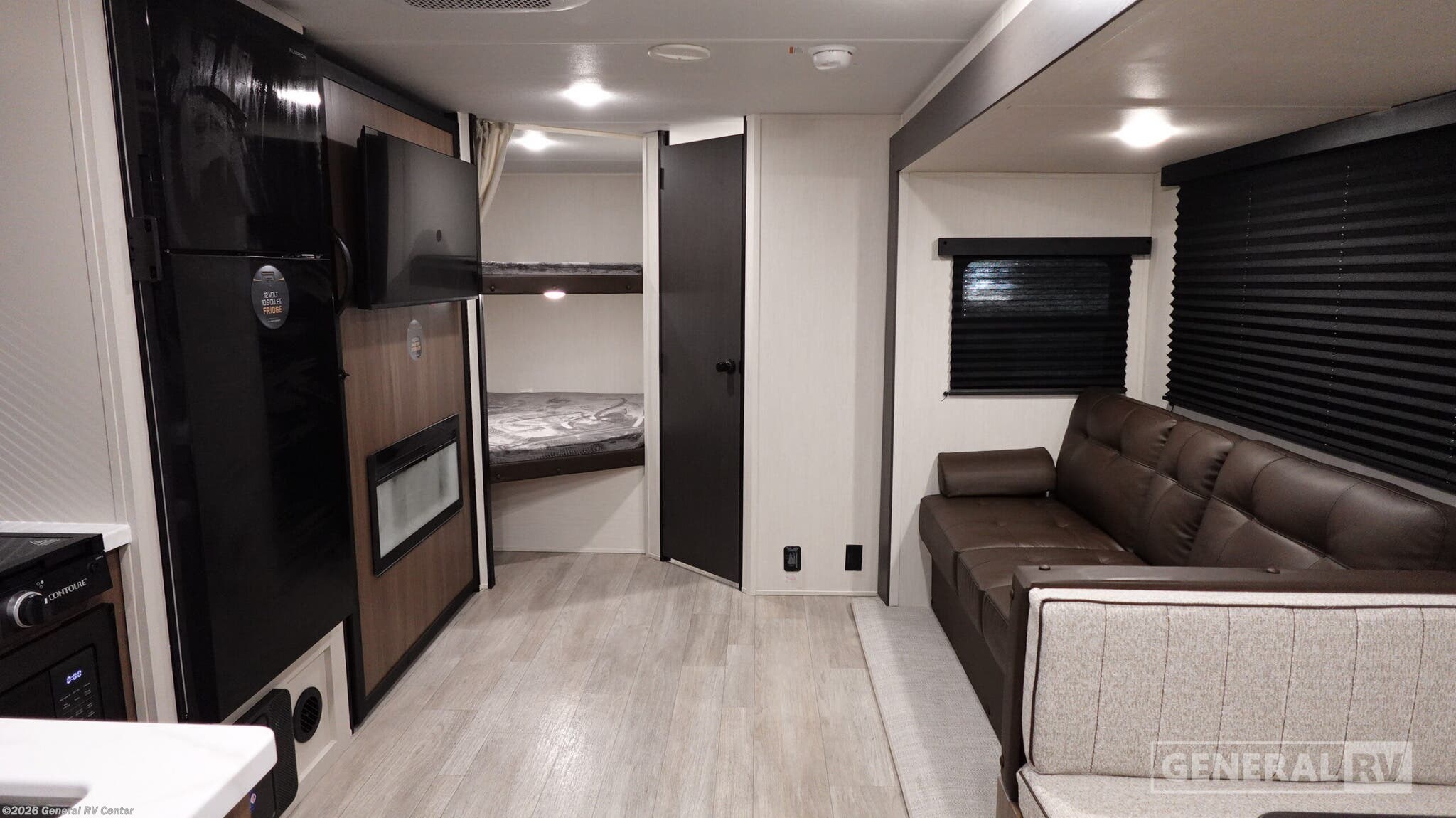 2026 Prime Time Avenger 26DBS - New Travel Trailer For Sale by General RV Center in Wixom, Michigan