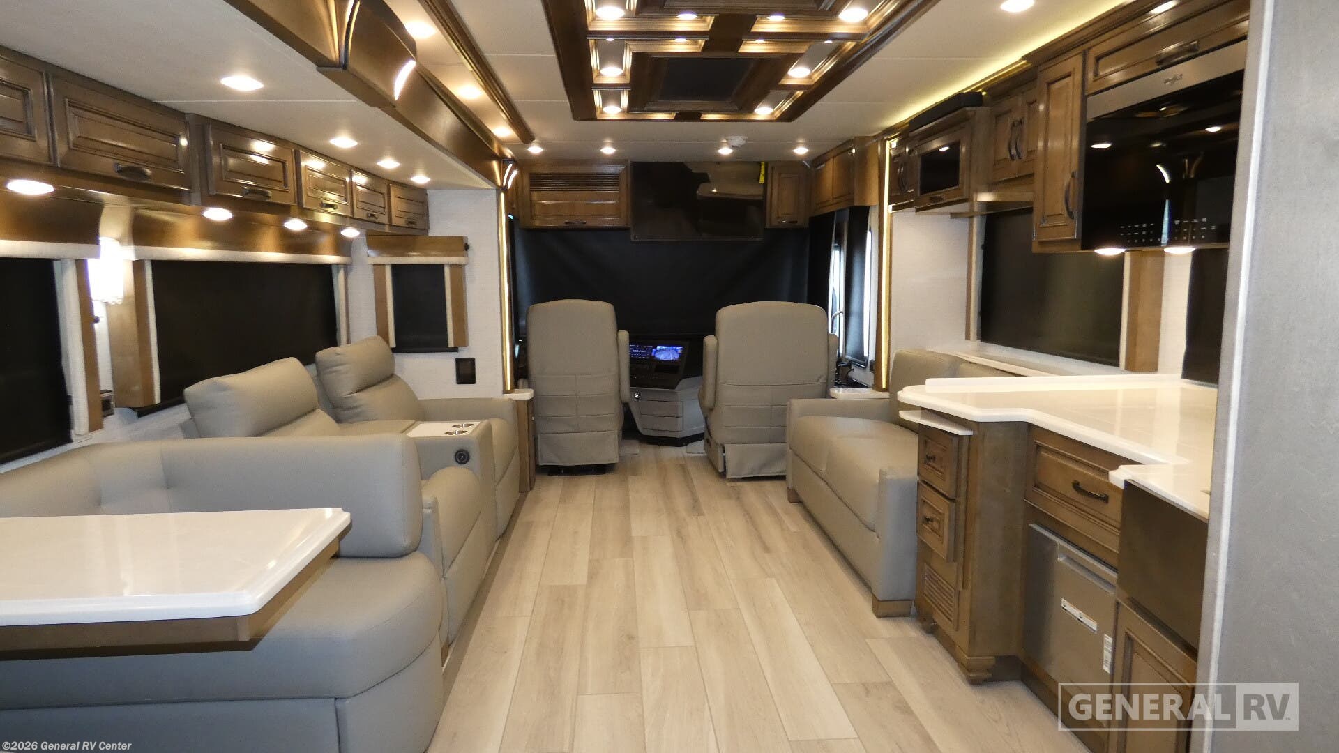 New 2026 Newmar Dutch Star 4081 available in Wixom, Michigan