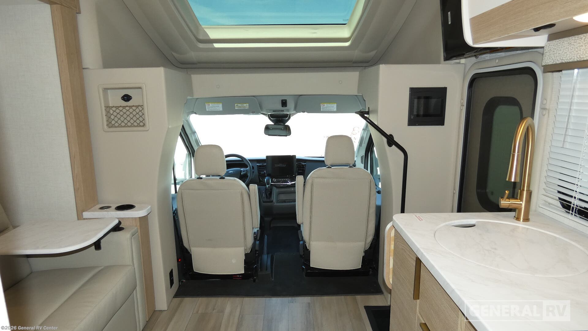 New 2026 Thor Motor Coach Gemini AWD 24KB available in Wixom, Michigan