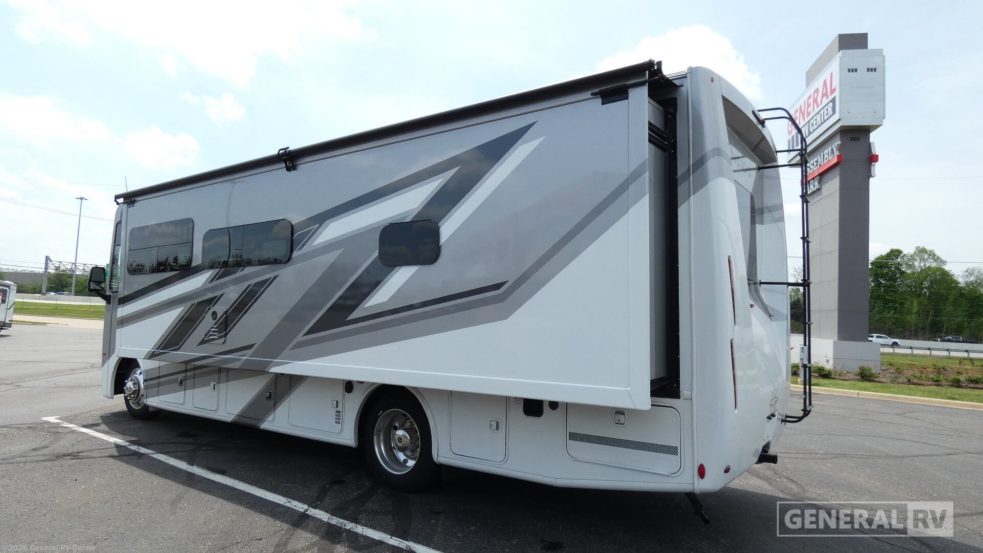 2026 Indigo MM30 by Thor Motor Coach from General RV Center in Wixom, Michigan