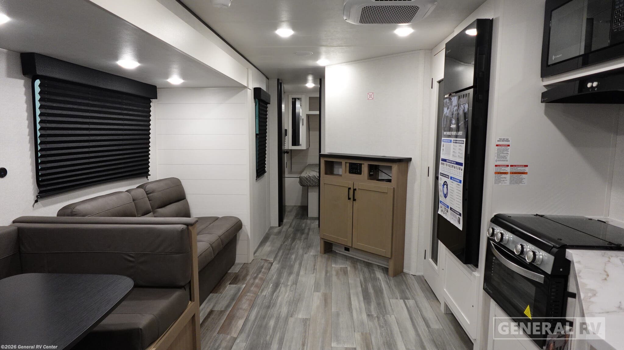 New 2026 Jayco Jay Flight SLX 295TBS available in Wixom, Michigan