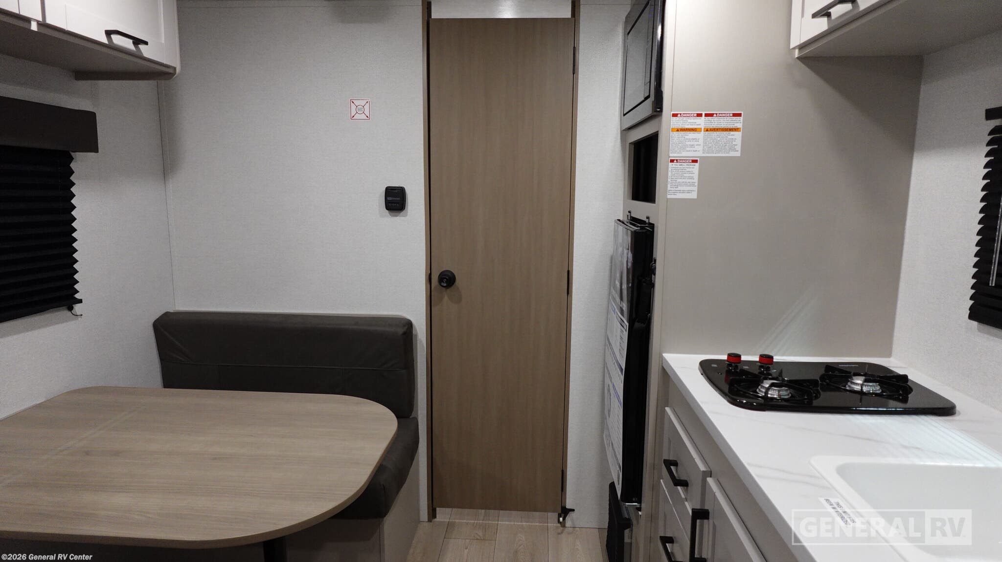 2026 Jayco Jay Flight SLX 170FQ - New Travel Trailer For Sale by General RV Center in Wixom, Michigan
