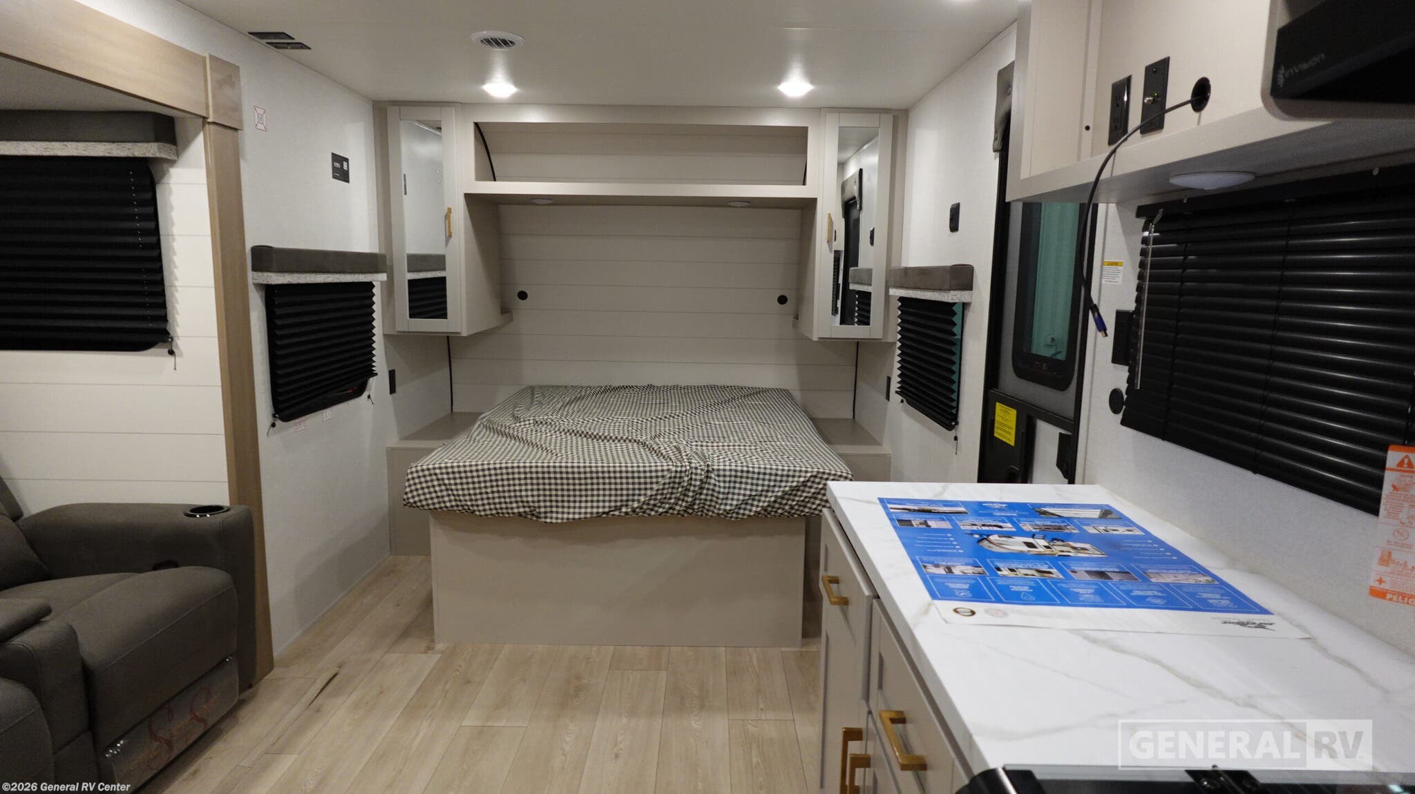 New 2026 Jayco Jay Flight 200MKS available in Wixom, Michigan