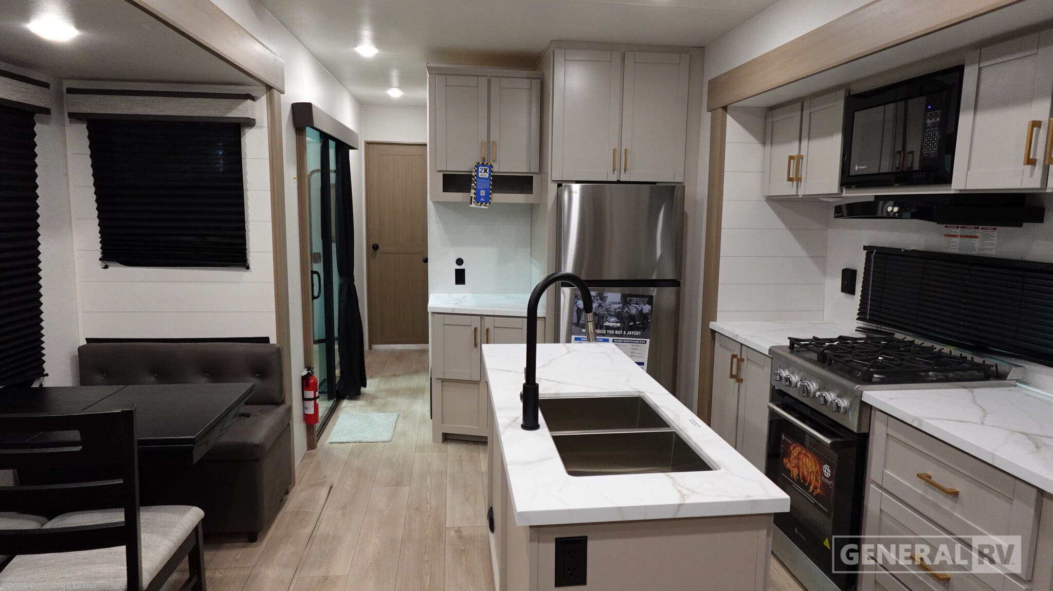 2026 Jayco Jay Flight Bungalow 401FLTS - New Travel Trailer For Sale by General RV Center in Wixom, Michigan
