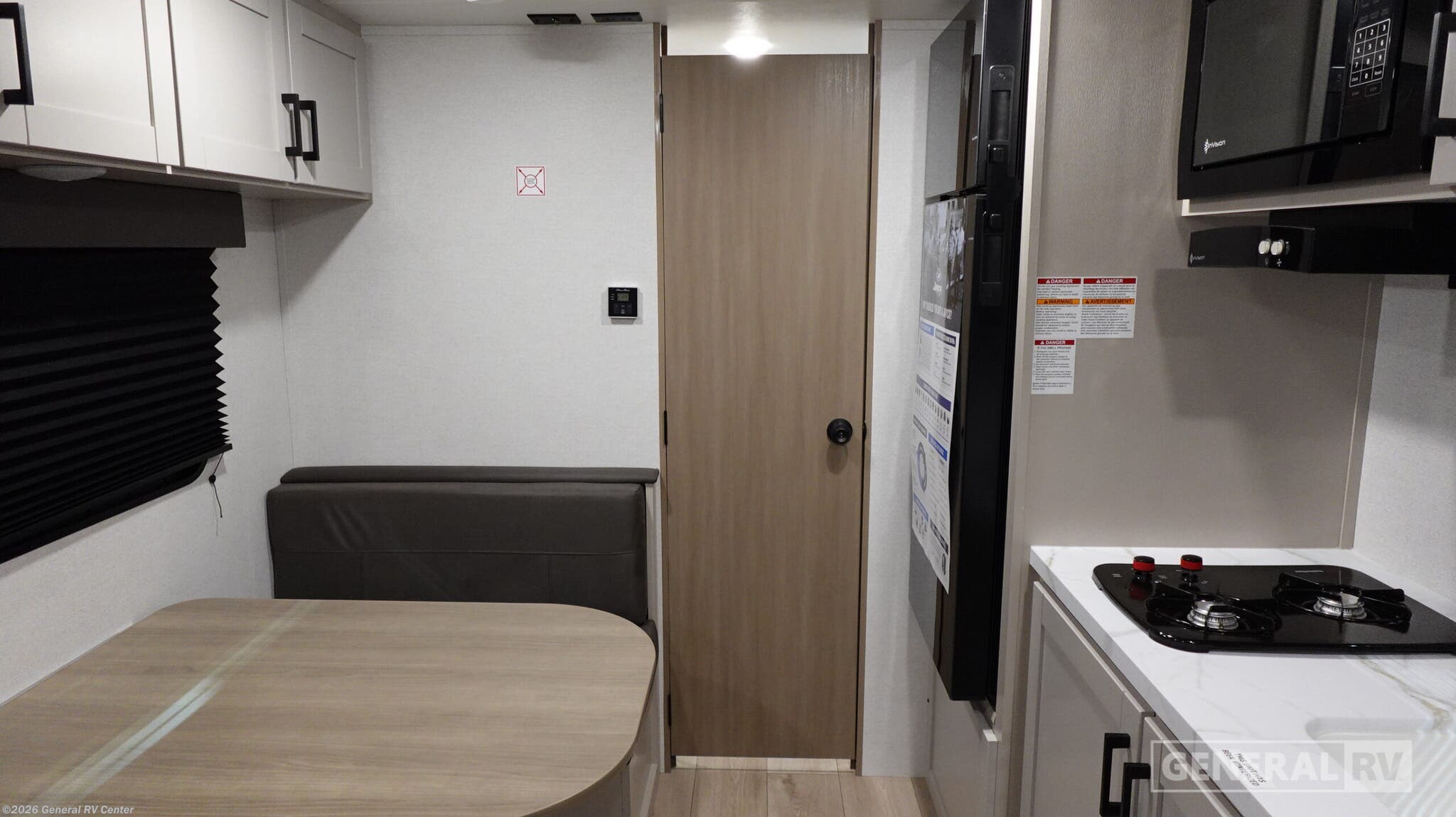 2026 Jayco Jay Flight SLX 175FQ - New Travel Trailer For Sale by General RV Center in Wixom, Michigan