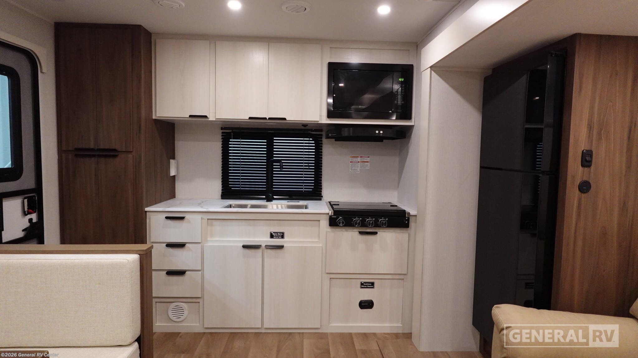 2026 Winnebago Access 25RK - New Travel Trailer For Sale by General RV Center in Wixom, Michigan