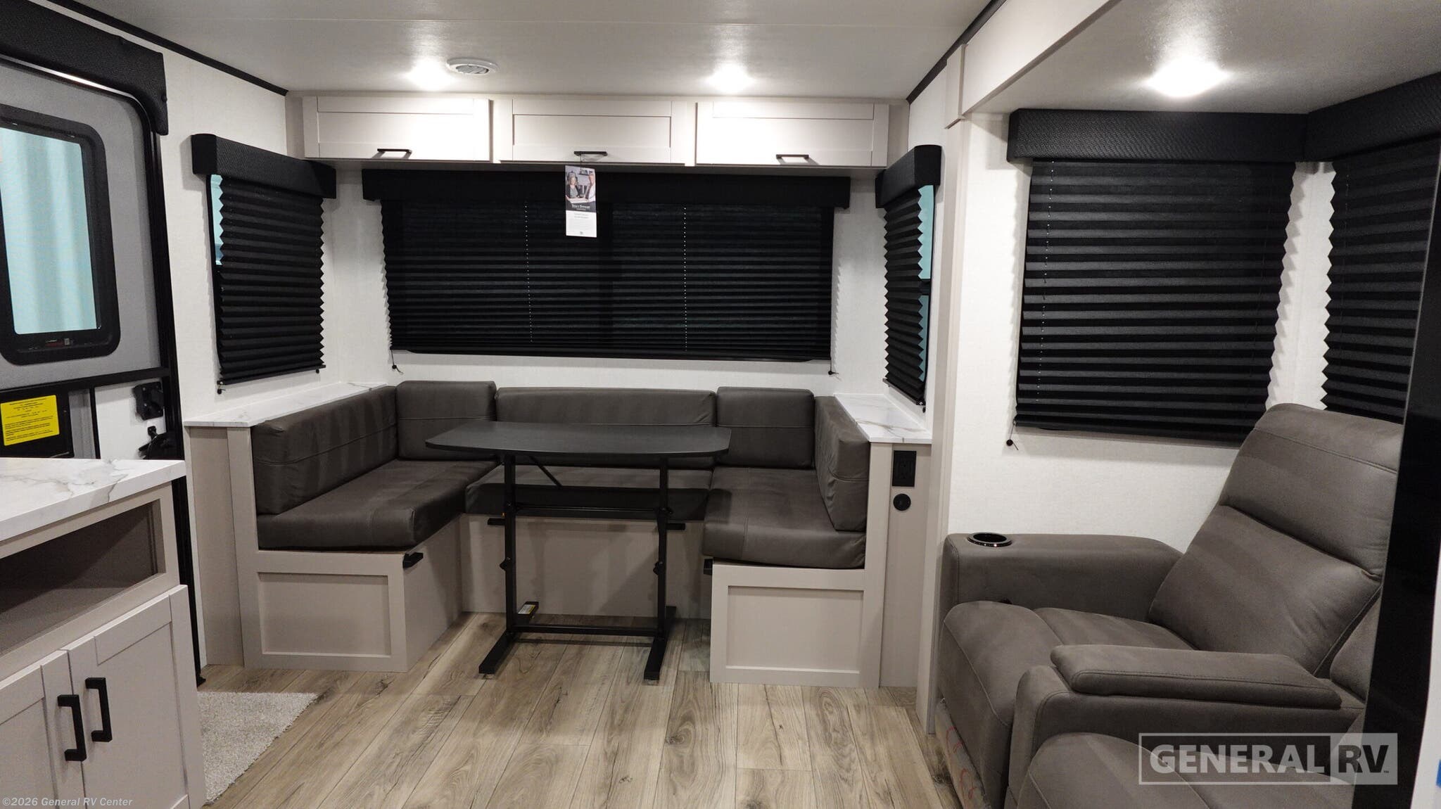 2026 Jayco Jay Feather SL 25RLSL - New Travel Trailer For Sale by General RV Center in Wixom, Michigan