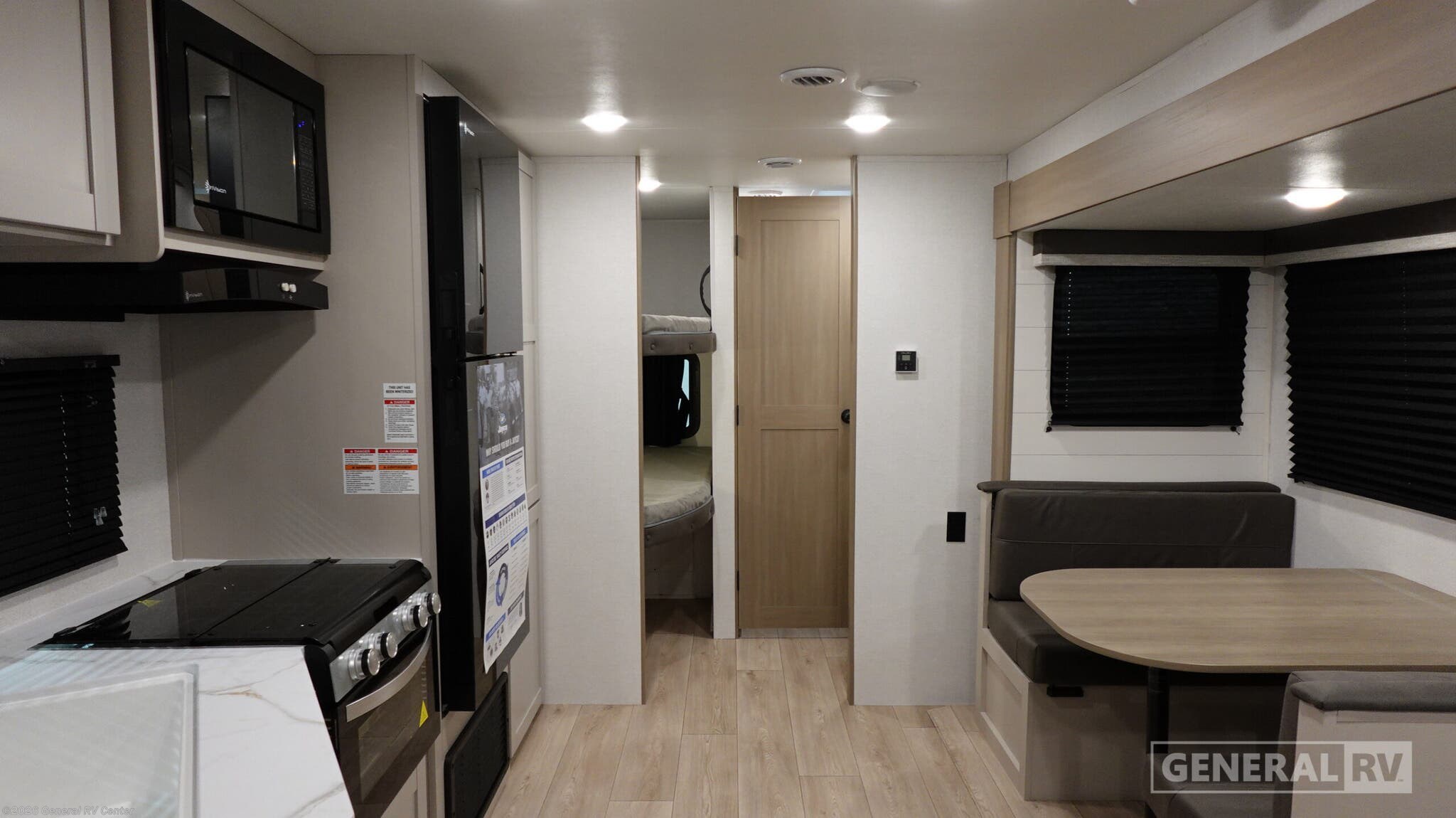 2027 Jayco Jay Flight SLX 261BHS - New Travel Trailer For Sale by General RV Center in Wixom, Michigan
