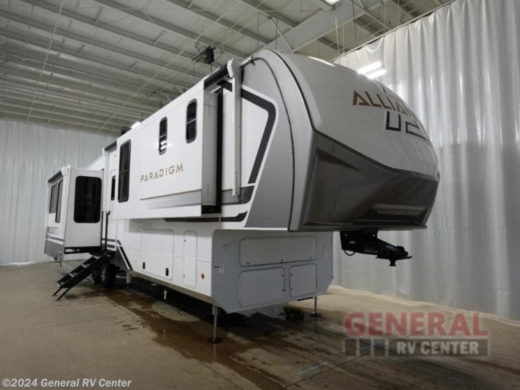 New 2025 Alliance RV Paradigm 370FB available in Birch Run, Michigan