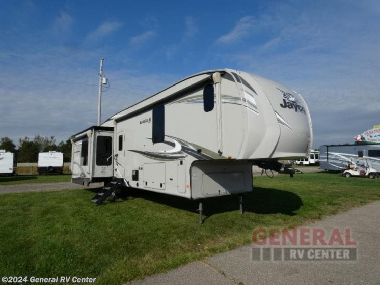 Used 2020 Jayco Eagle 336FBOK available in Birch Run, Michigan