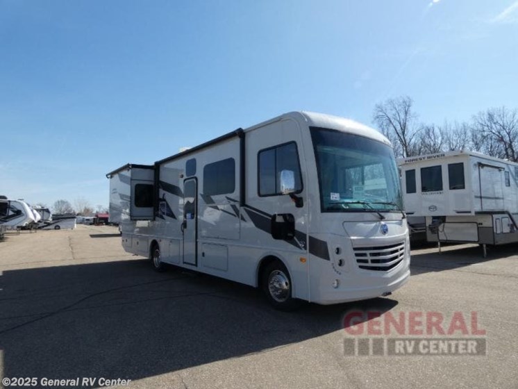 New 2025 Holiday Rambler Admiral 32N available in Birch Run, Michigan