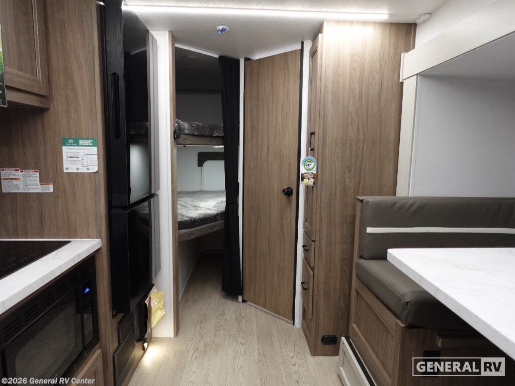 2026 Coachmen Freedom EXPRS 21SE - New Travel Trailer For Sale by General RV Center in Birch Run, Michigan