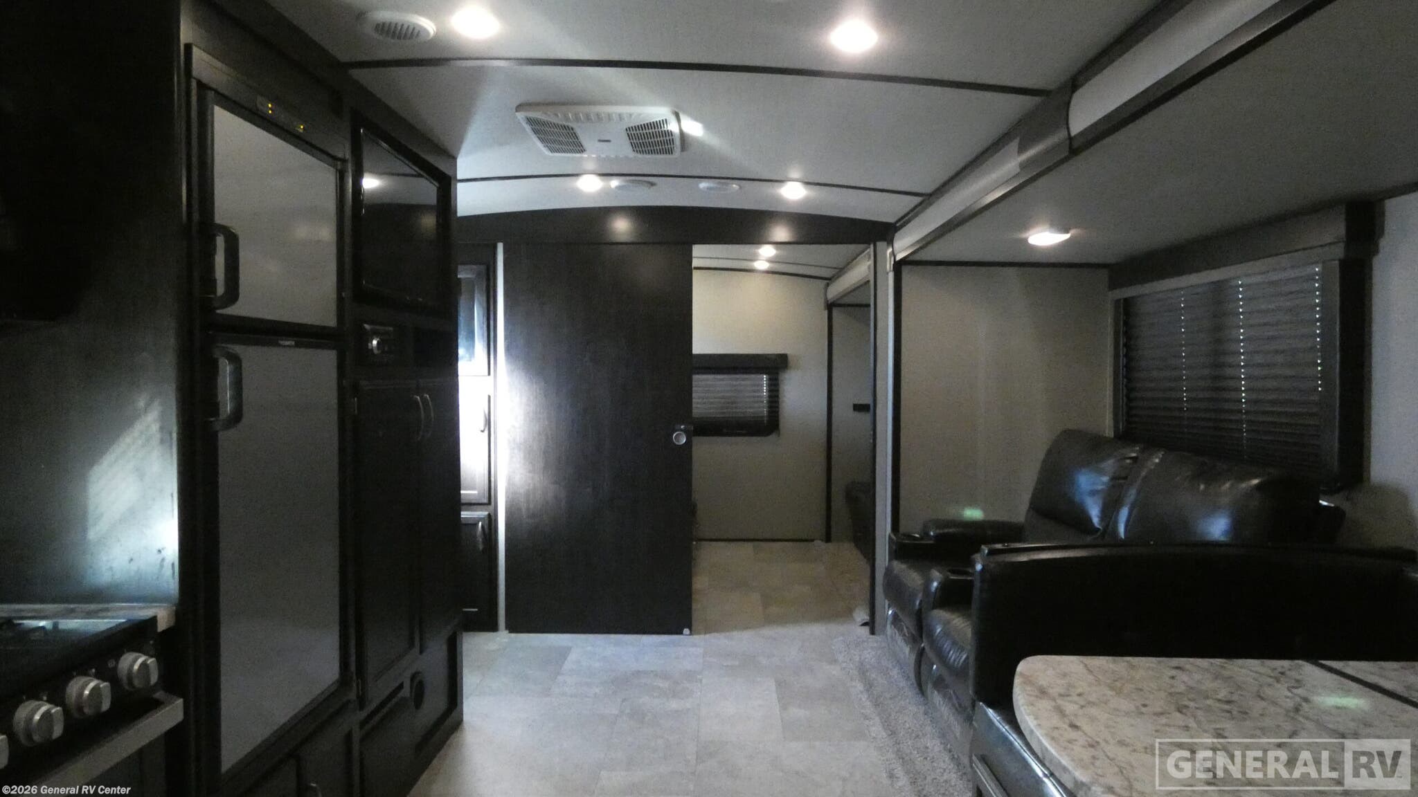 2019 Grand Design Imagine 3170BH - Used Travel Trailer For Sale by General RV Center in Birch Run, Michigan