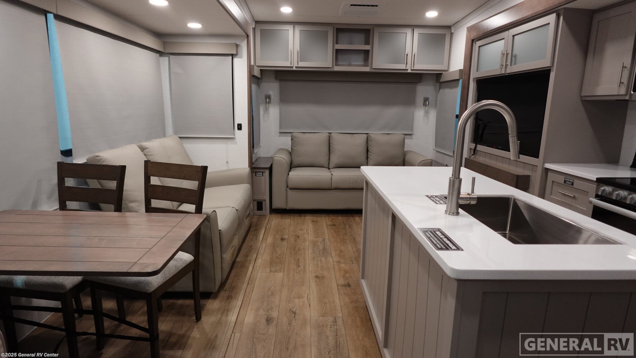 2026 Alliance RV Avenue 32RLS - New Fifth Wheel For Sale by General RV Center in Birch Run, Michigan