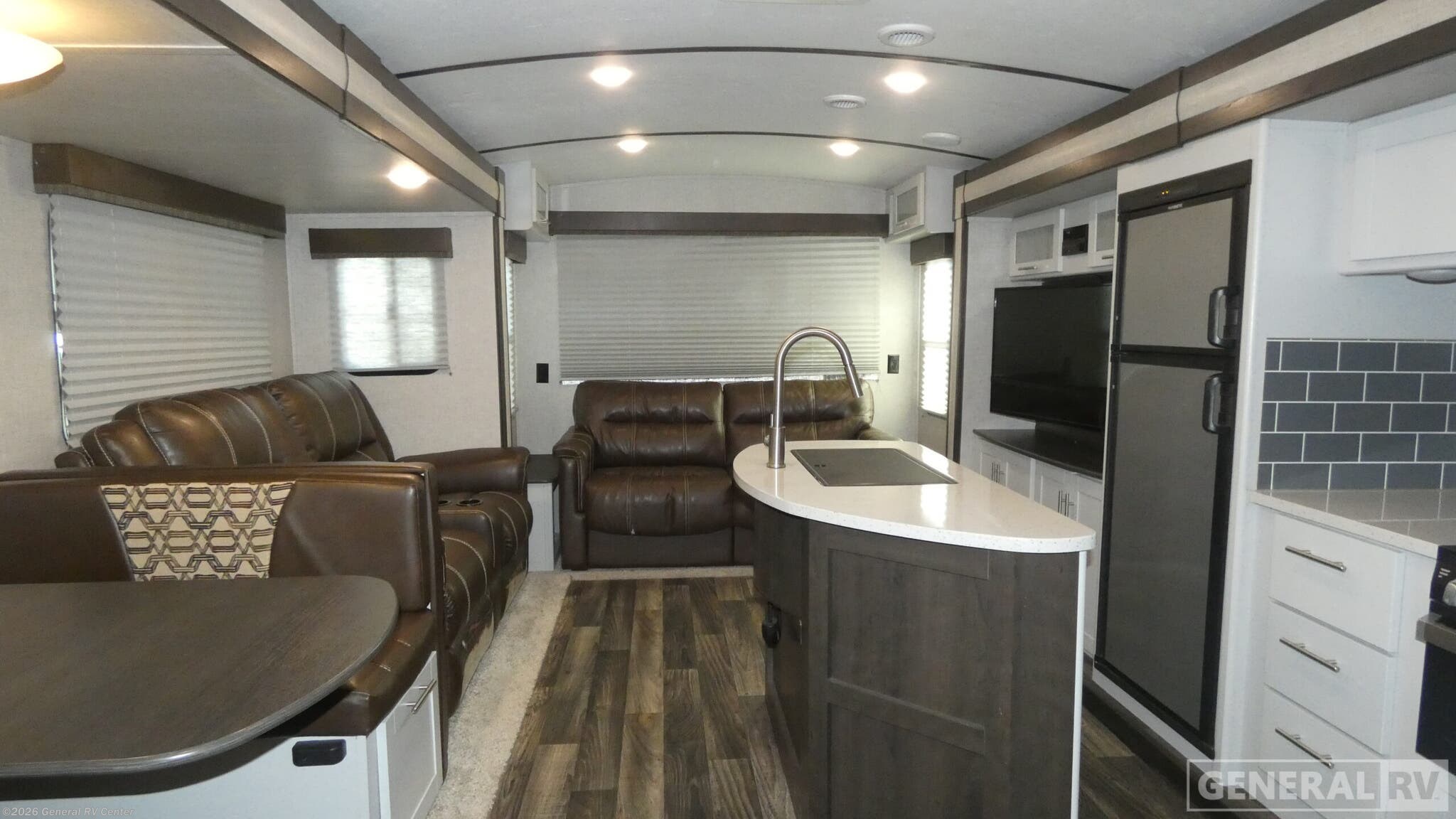 2019 Keystone Premier Ultra Lite 30RIPR - Used Travel Trailer For Sale by General RV Center in Birch Run, Michigan