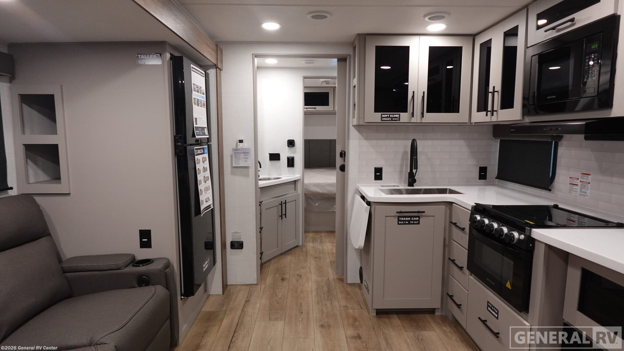 New 2026 Alliance RV Delta 252RL available in Birch Run, Michigan