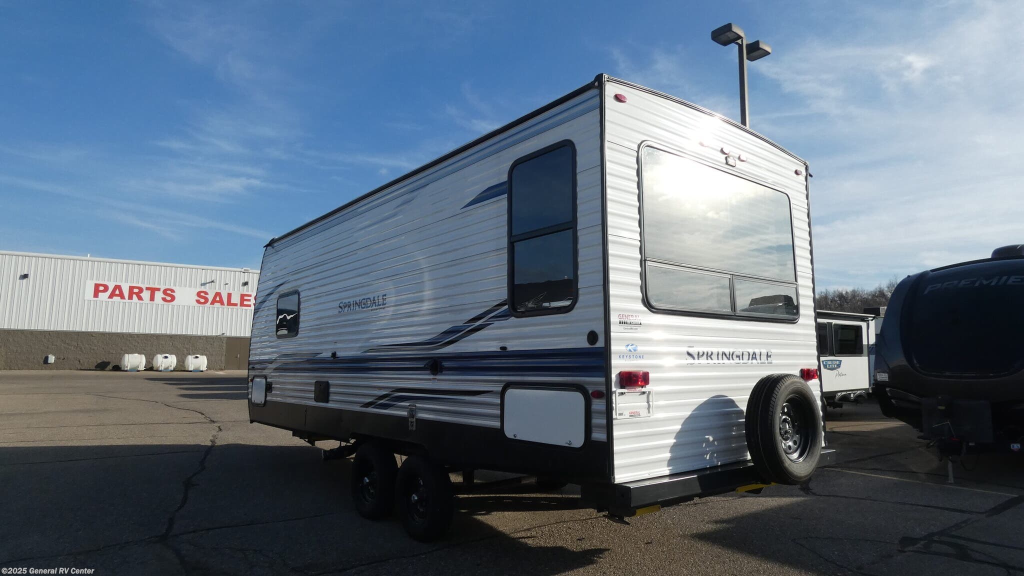 2021 SPRINGDALE-W 202RD by Keystone from General RV Center in Birch Run, Michigan