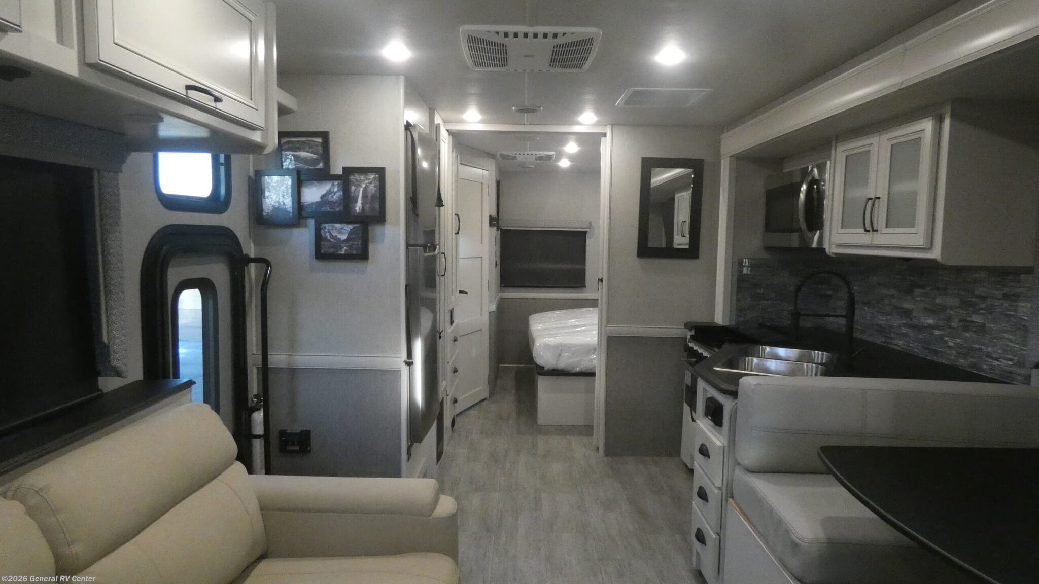 2023 Holiday Rambler Admiral 28A - Used Class A For Sale by General RV Center in Birch Run, Michigan