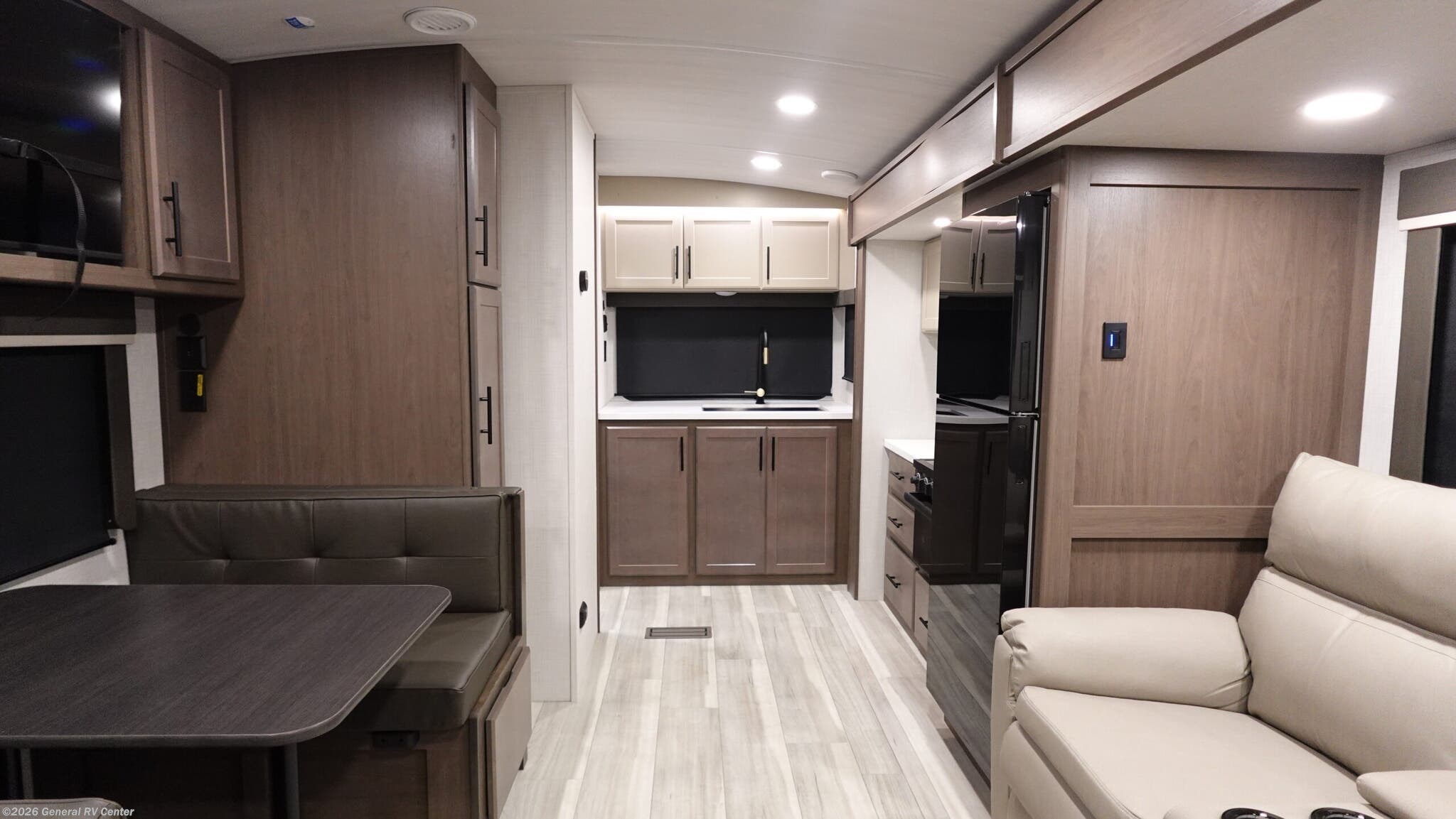 2026 Keystone Cougar 22MLS - New Travel Trailer For Sale by General RV Center in Birch Run, Michigan