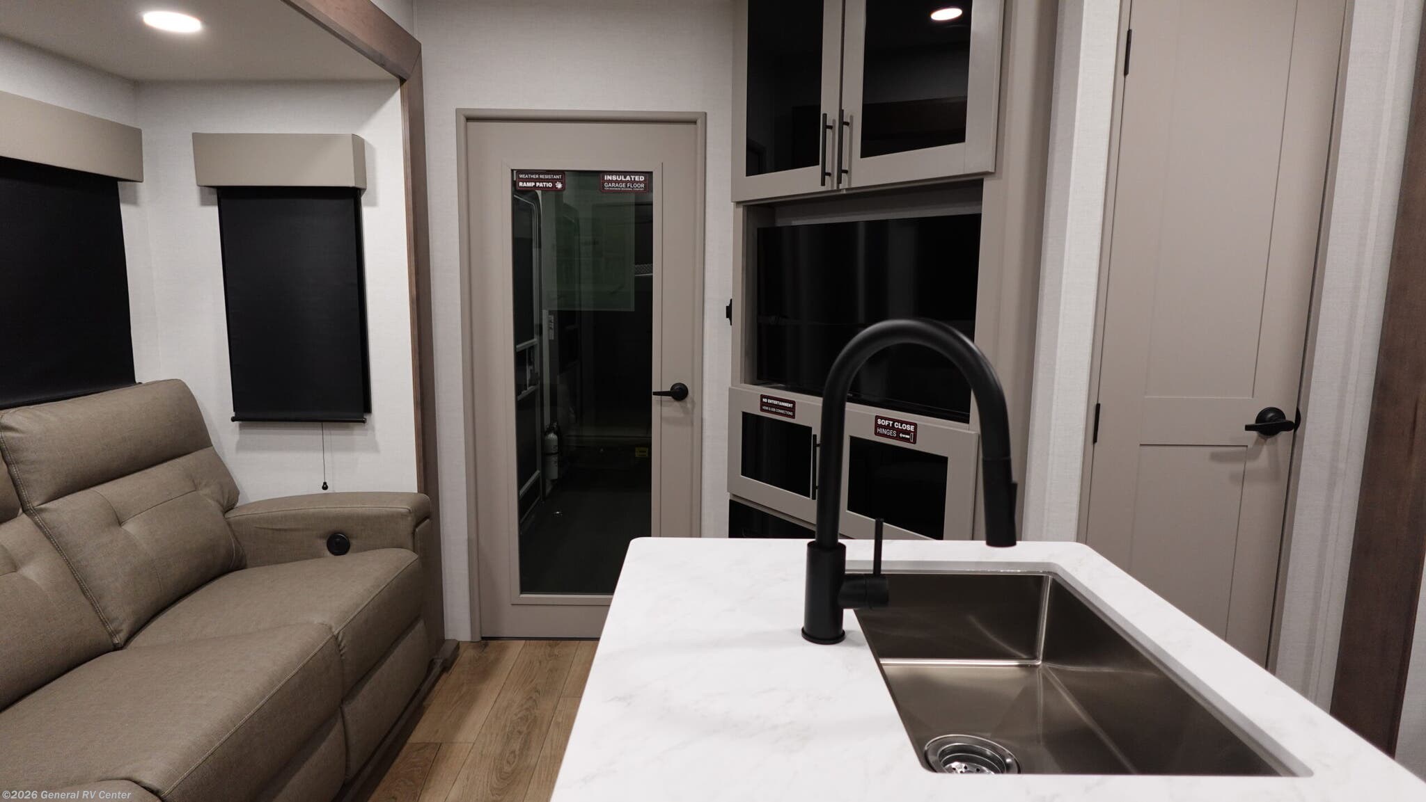 2026 Alliance RV Valor 32T13 - New Fifth Wheel For Sale by General RV Center in Birch Run, Michigan