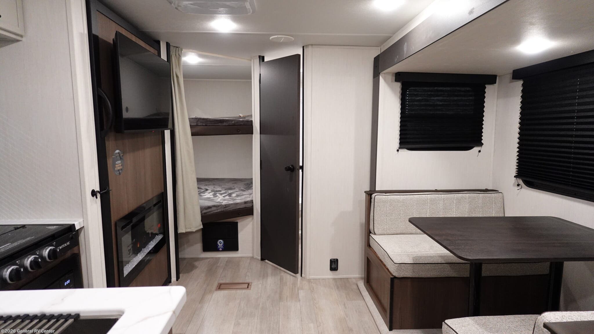 2026 Prime Time Avenger 23BHS - New Travel Trailer For Sale by General RV Center in Birch Run, Michigan