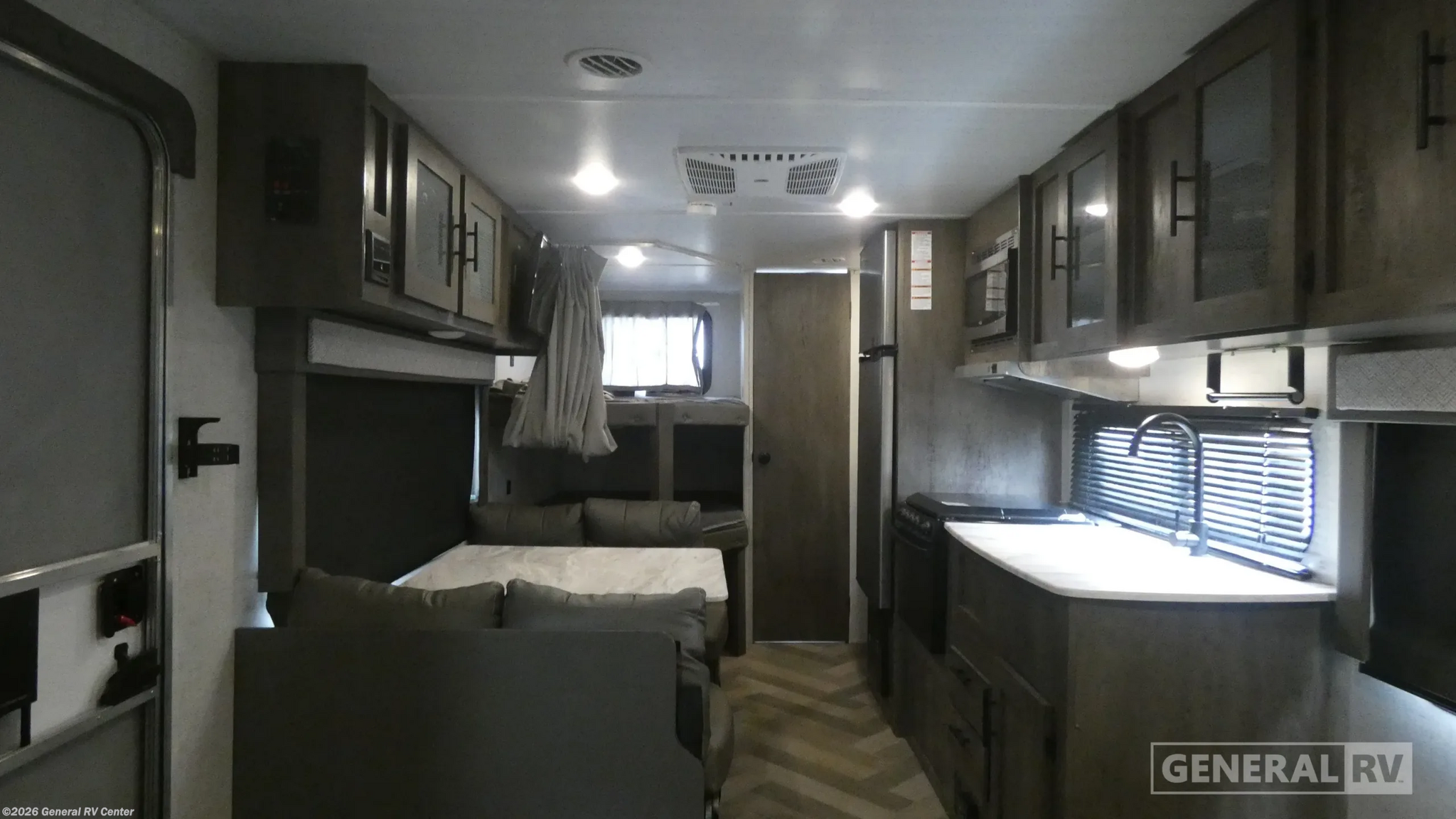 2021 Forest River Wildwood 261BHXL - Used Travel Trailer For Sale by General RV Center in Birch Run, Michigan