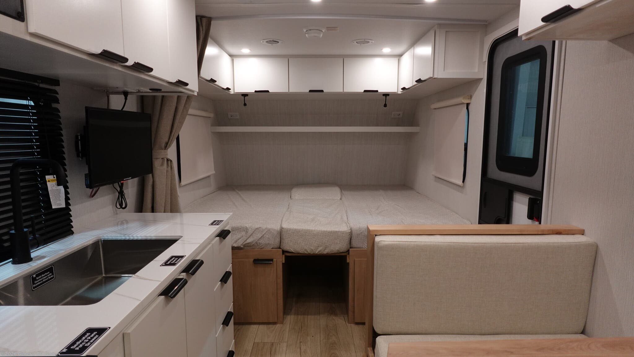 New 2026 Winnebago Micro Minnie 2000TRB available in Birch Run, Michigan