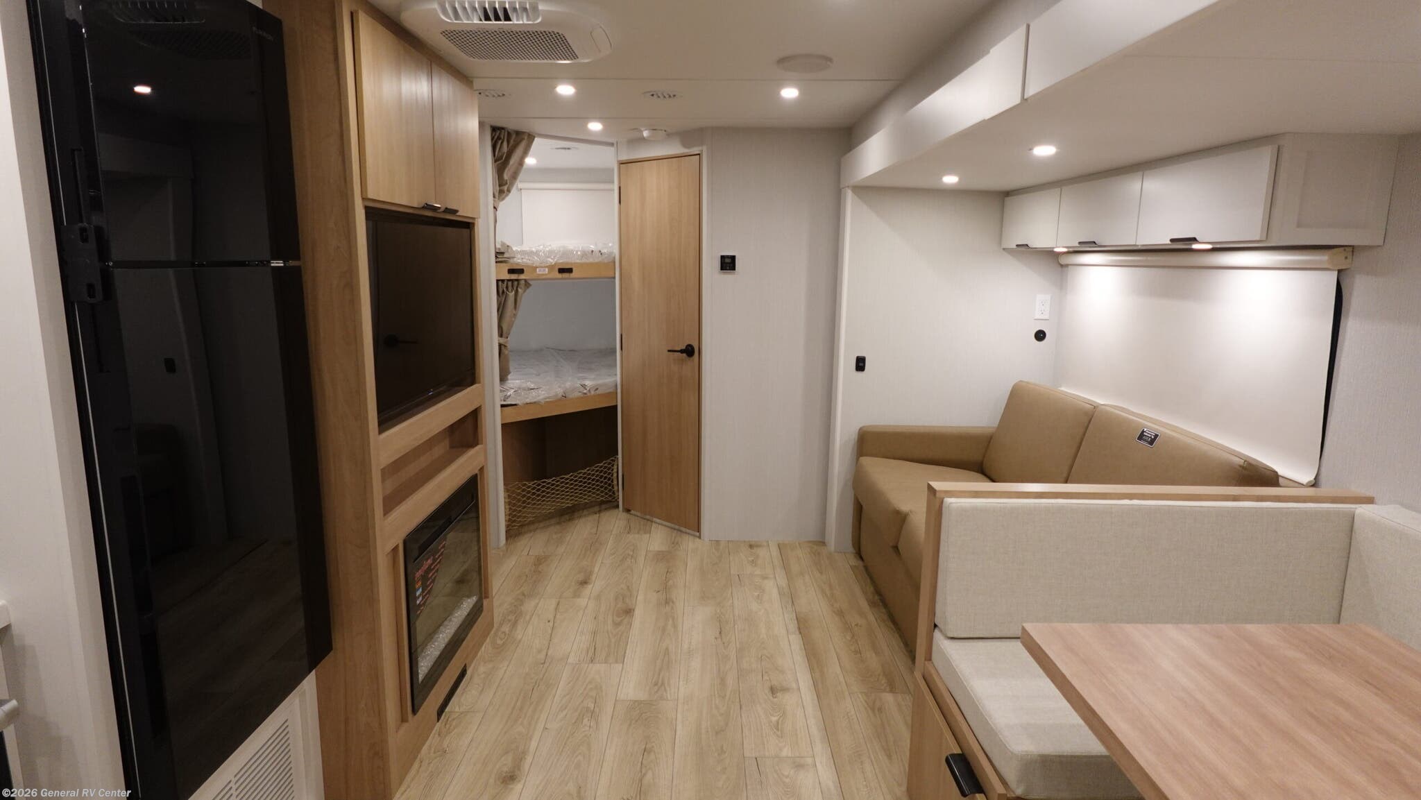 2026 Winnebago Thrive 28BHS - New Travel Trailer For Sale by General RV Center in Birch Run, Michigan
