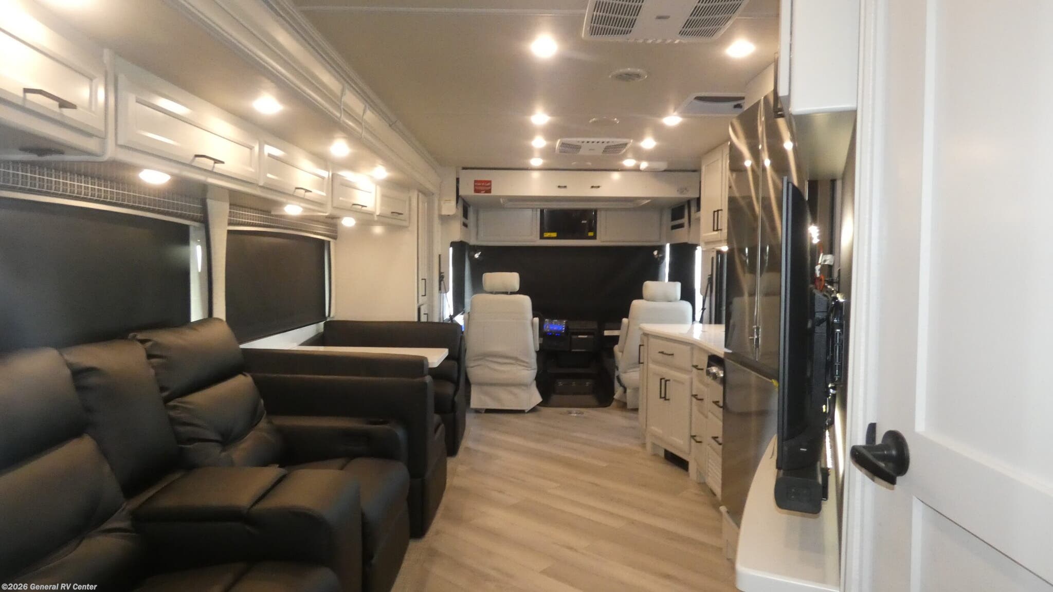 New 2026 Holiday Rambler Vacationer 35K available in Birch Run, Michigan