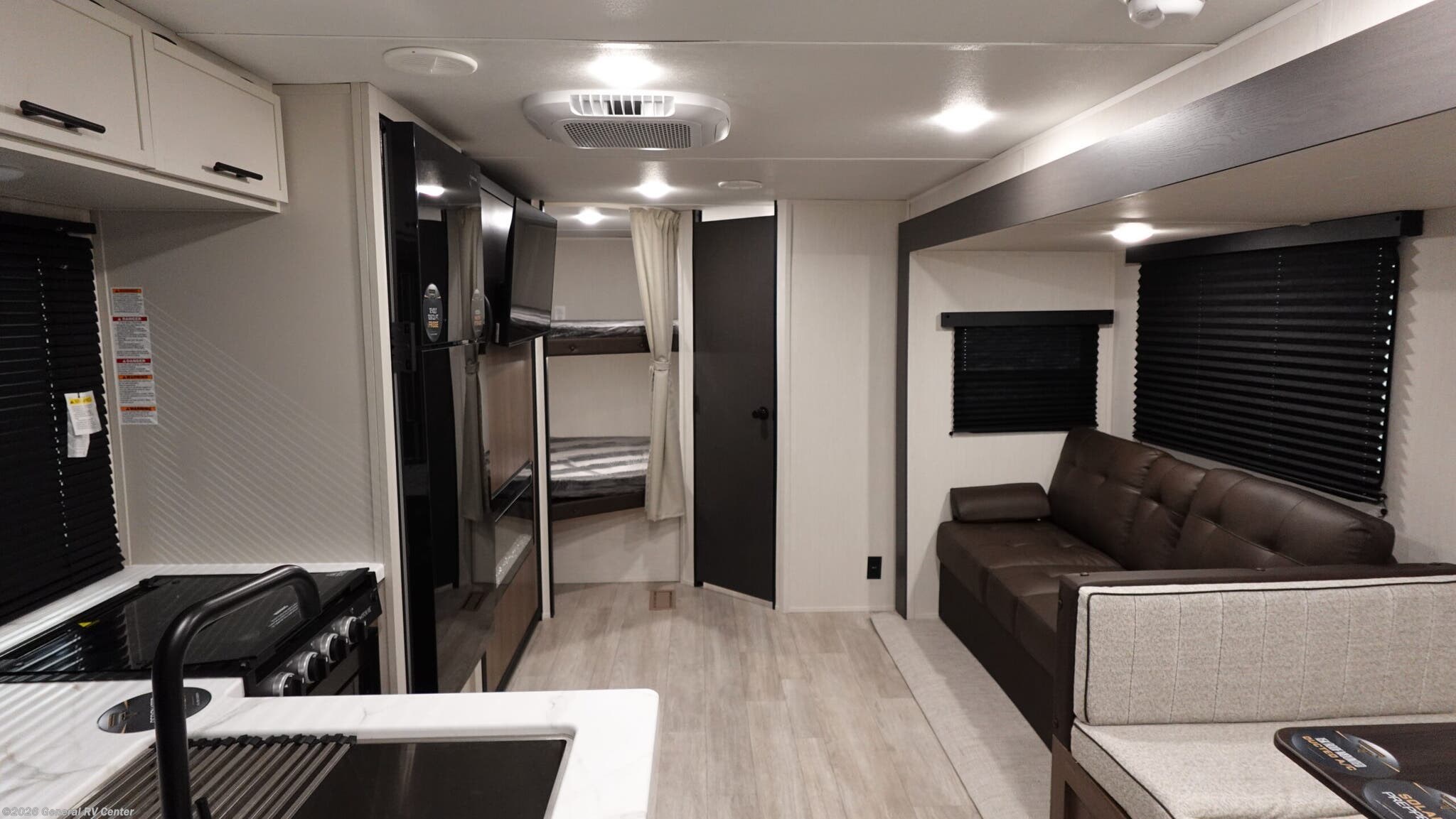 2026 Prime Time Avenger 26DBS - New Travel Trailer For Sale by General RV Center in Birch Run, Michigan