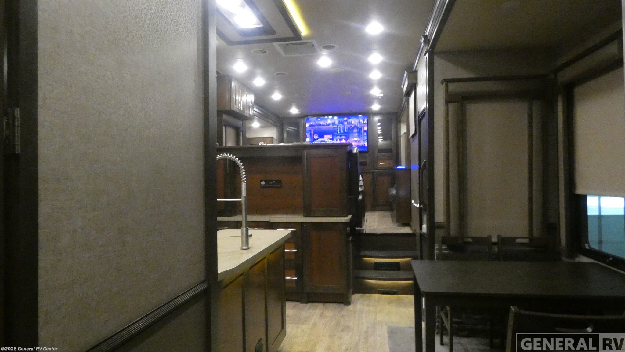 Used 2018 Vanleigh Vilano 375FL available in Birch Run, Michigan