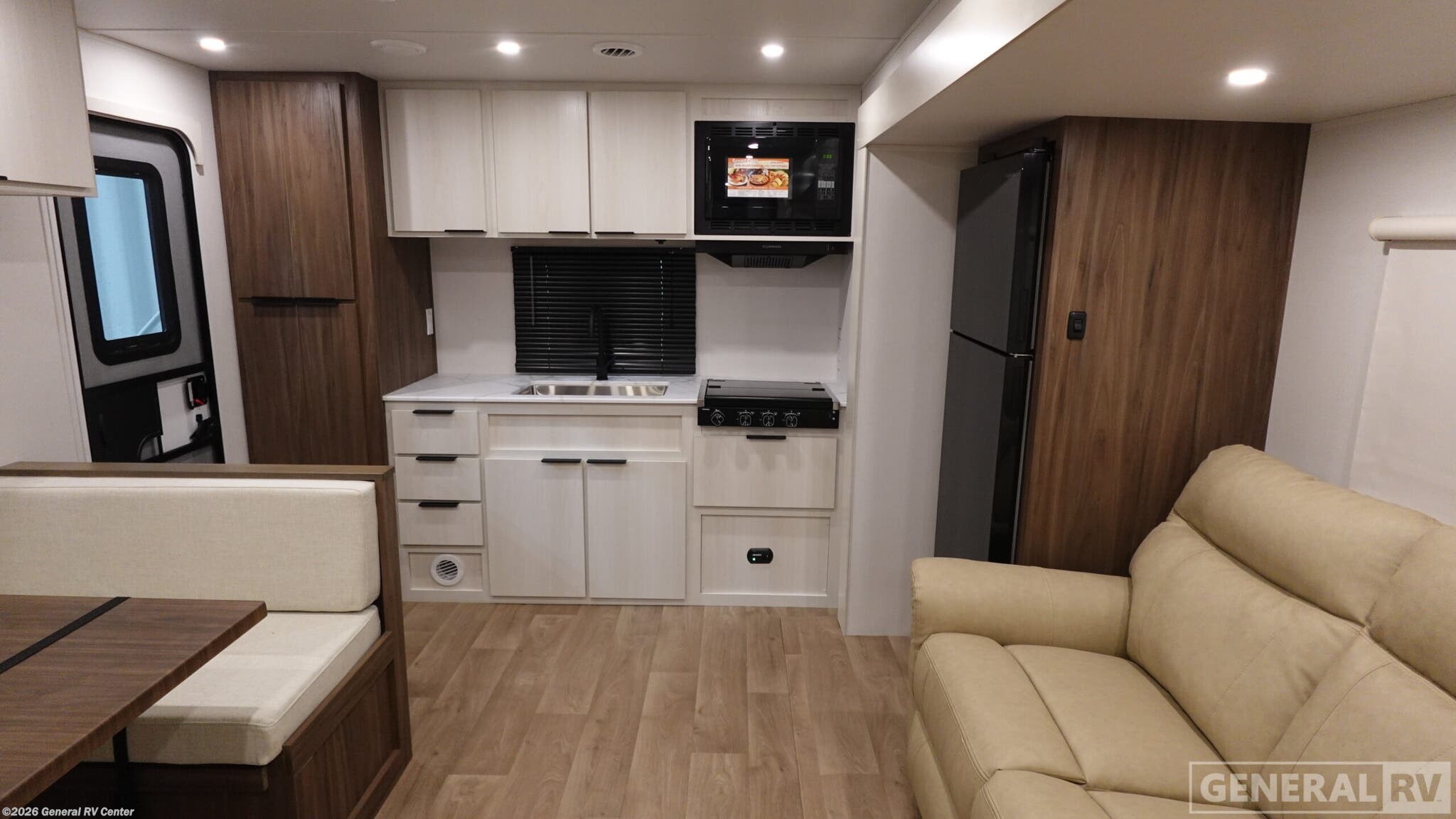2026 Winnebago Access 25RK - New Travel Trailer For Sale by General RV Center in Birch Run, Michigan