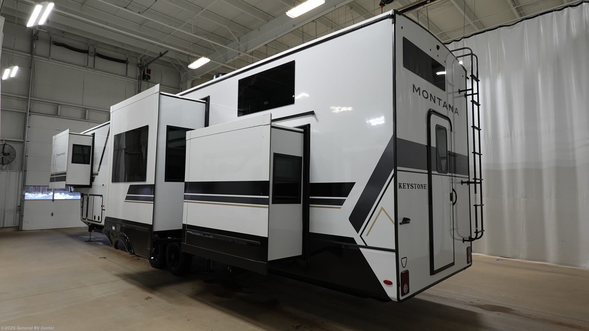 2026 Montana 3915TB by Keystone from General RV Center in Birch Run, Michigan