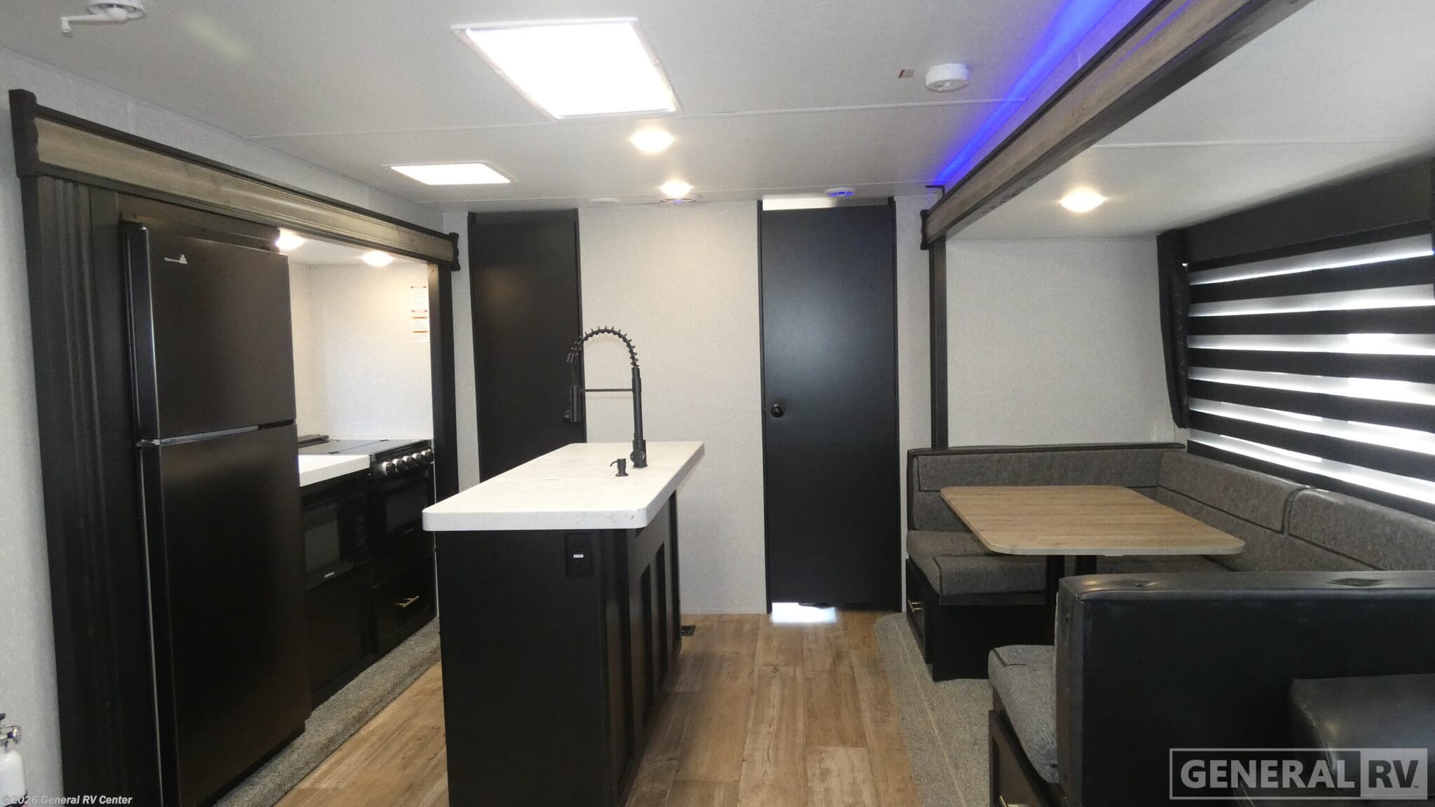 2022 Forest River Cherokee 304BH - Used Travel Trailer For Sale by General RV Center in Birch Run, Michigan