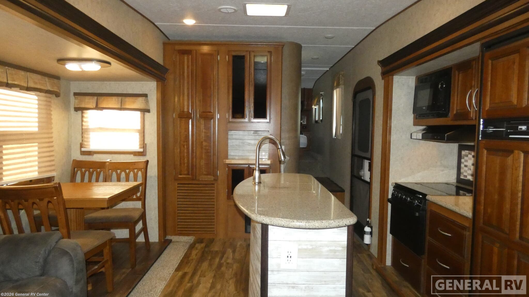 Used 2016 Prime Time Crusader 297RSK available in Birch Run, Michigan