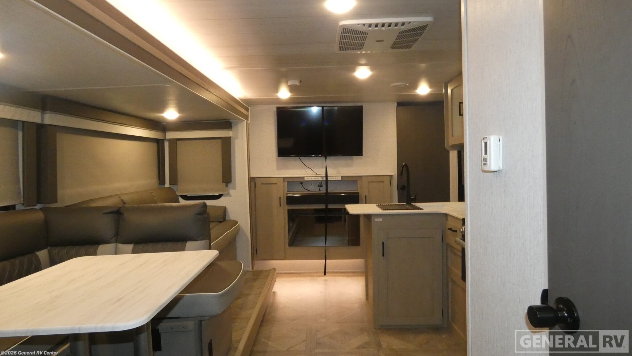 Used 2023 Forest River Salem 28VBXL available in Birch Run, Michigan