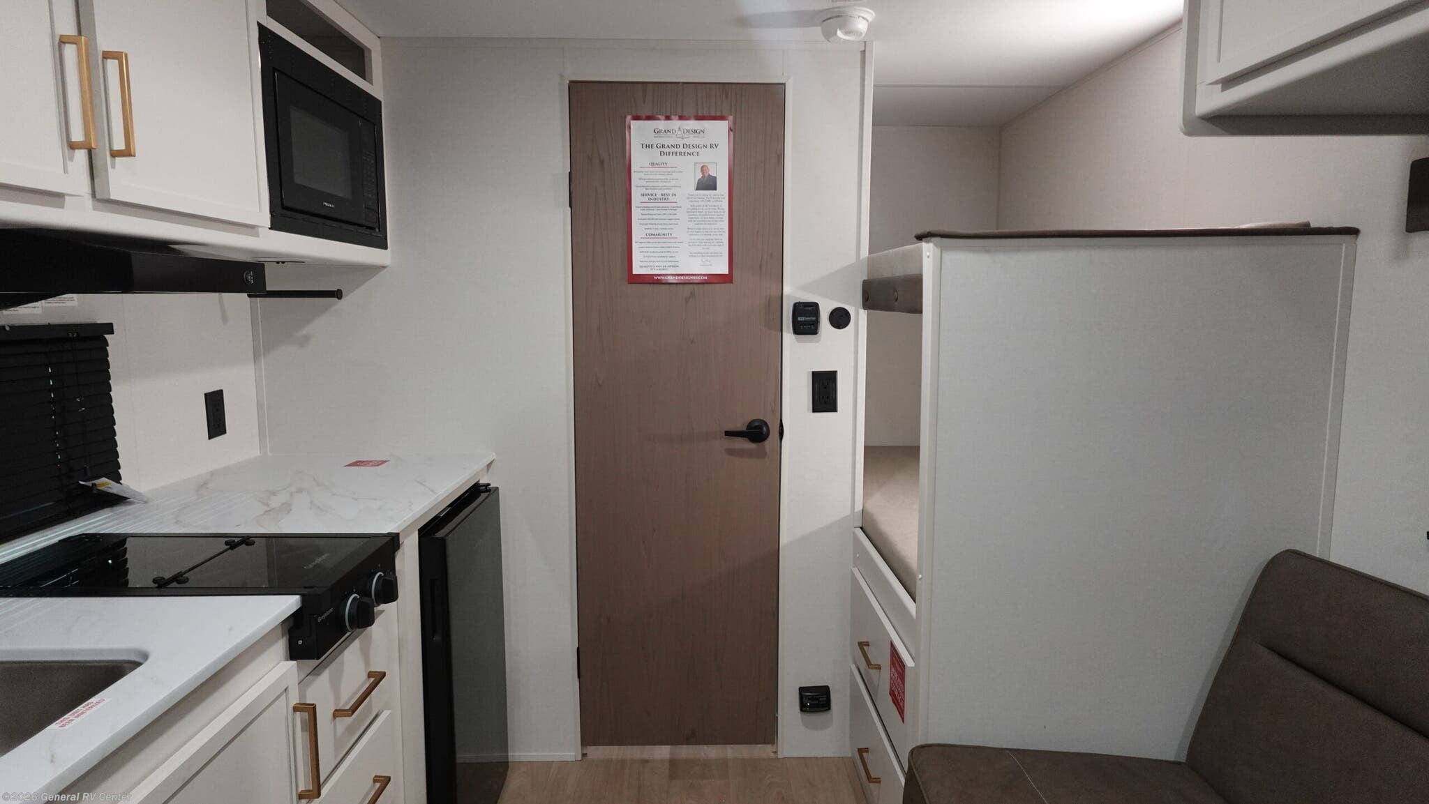 2026 Grand Design TRANSCEND-ONE 151BH - New Travel Trailer For Sale by General RV Center in Birch Run, Michigan