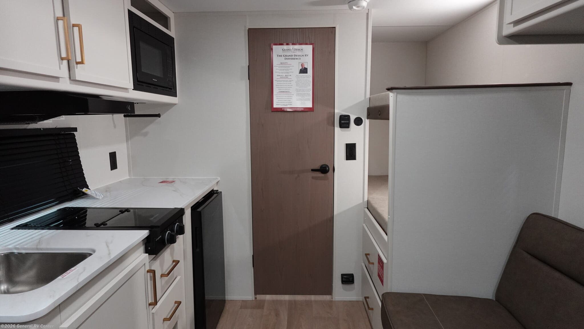 2026 Grand Design TRANSCEND-ONE 151BH - New Travel Trailer For Sale by General RV Center in Birch Run, Michigan