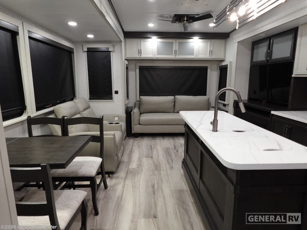 2026 Keystone Alpine 3303CK - New Fifth Wheel For Sale by General RV Center in Birch Run, Michigan